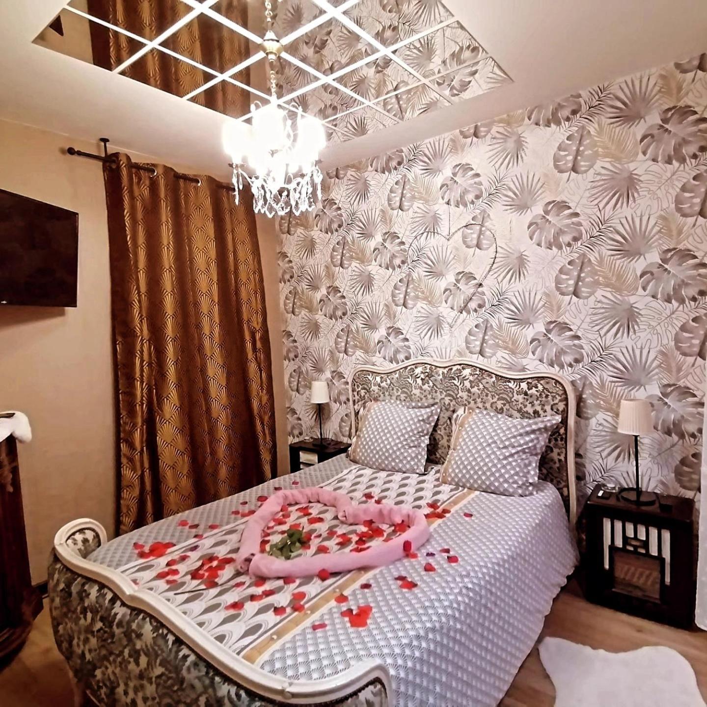 Romantisme Et Glamour Avec Spa ,Jardin Proche Zenith Дижон Екстериор снимка